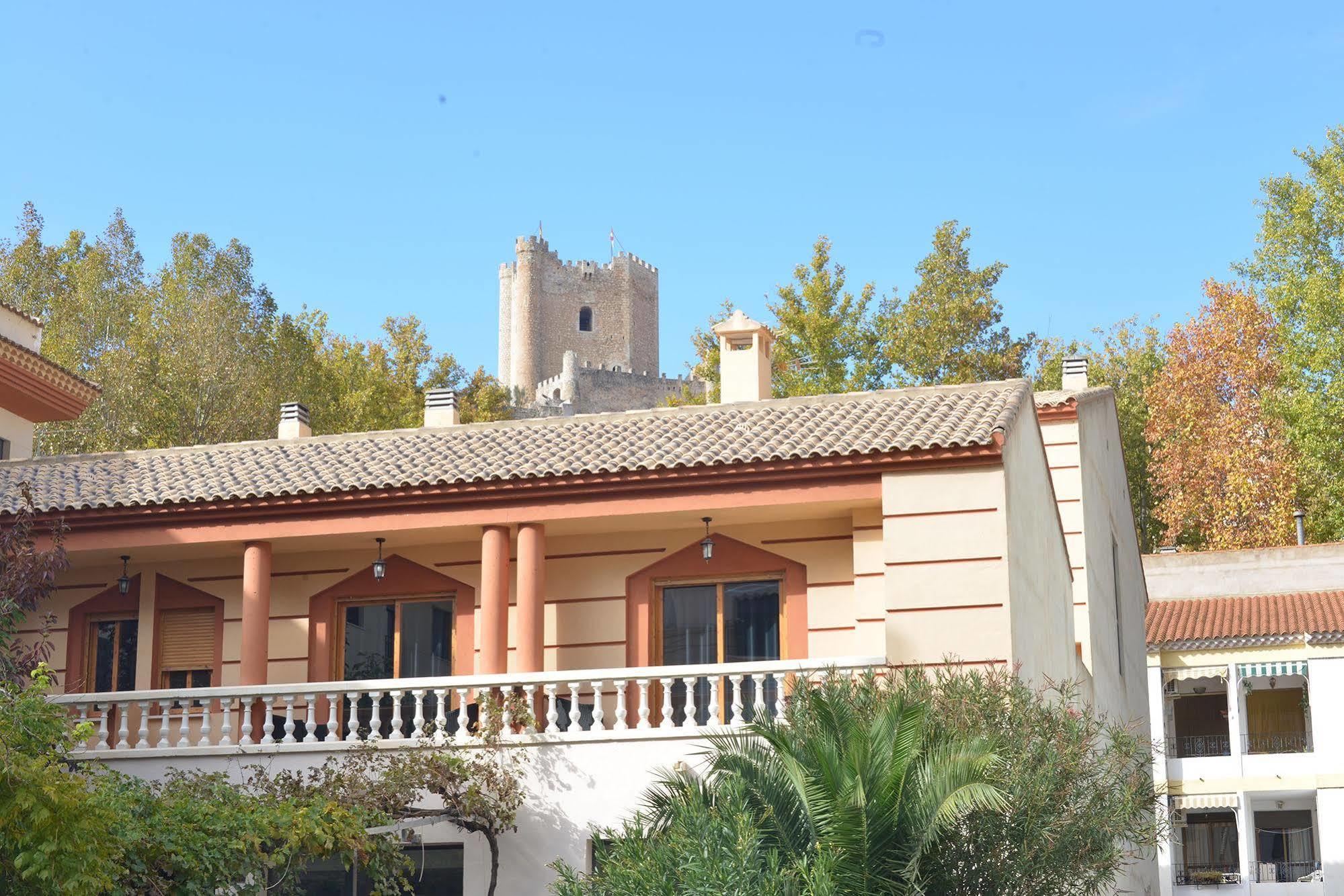 Alcala Del Jucar Hotel Pelayo Buitenkant foto